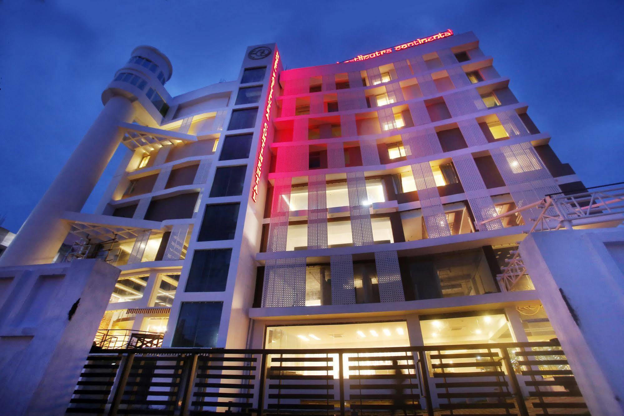 Hotel Patliputra Continental Patna  Exterior photo